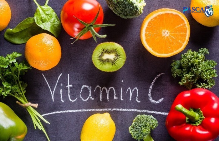 Vitamin C và Omega 3 giúp cải thiện da cổ lão hóa 