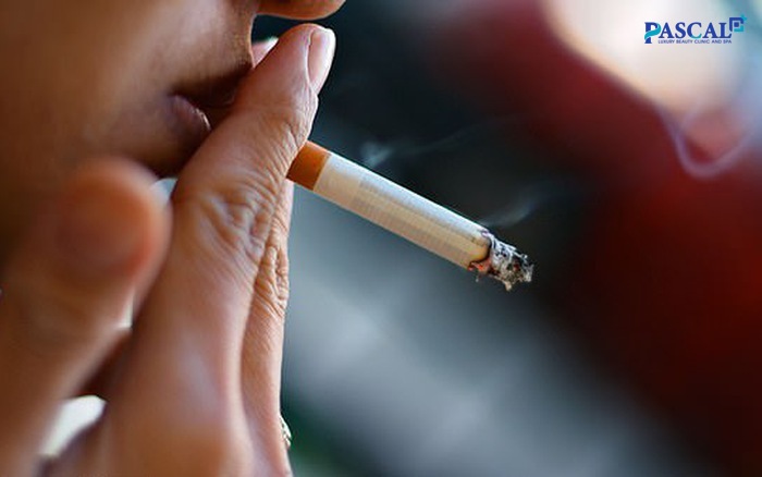 Độc tố trong thuốc lá có thể gây ra nếp nhăn 
